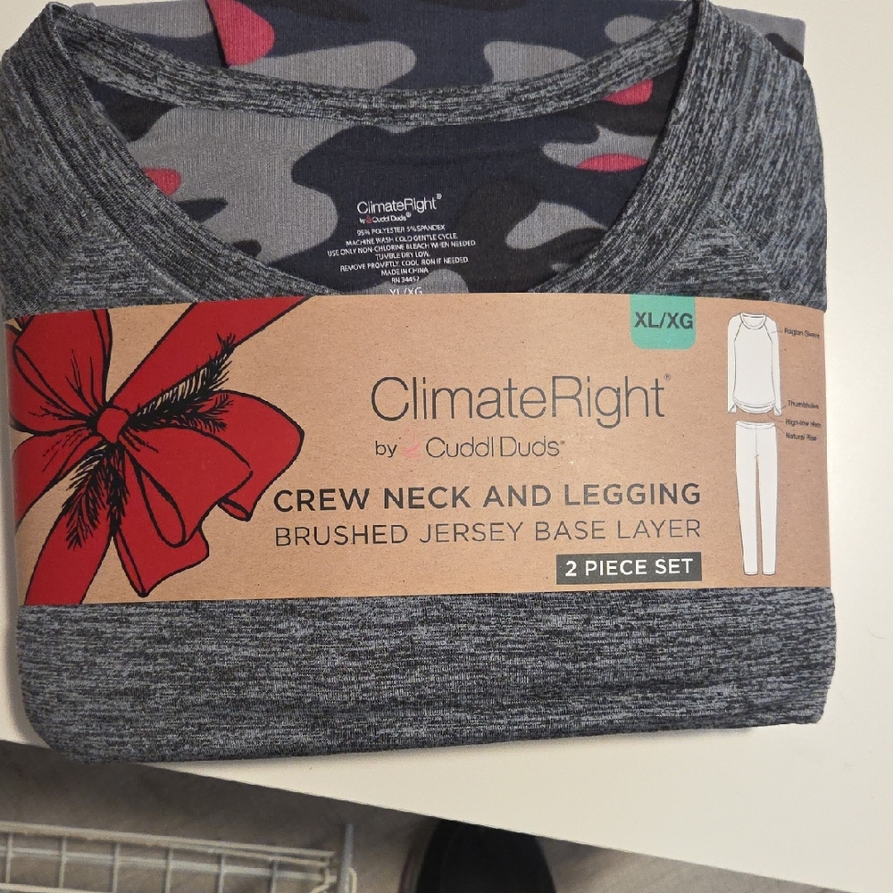 ClimateRight by Cuddl Duds Gray Crew Neck and Legging Set SZ XL
